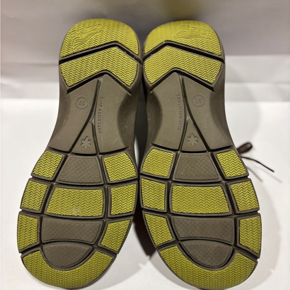 Women’s size 37 leather dansko shoes - Picture 4 of 5